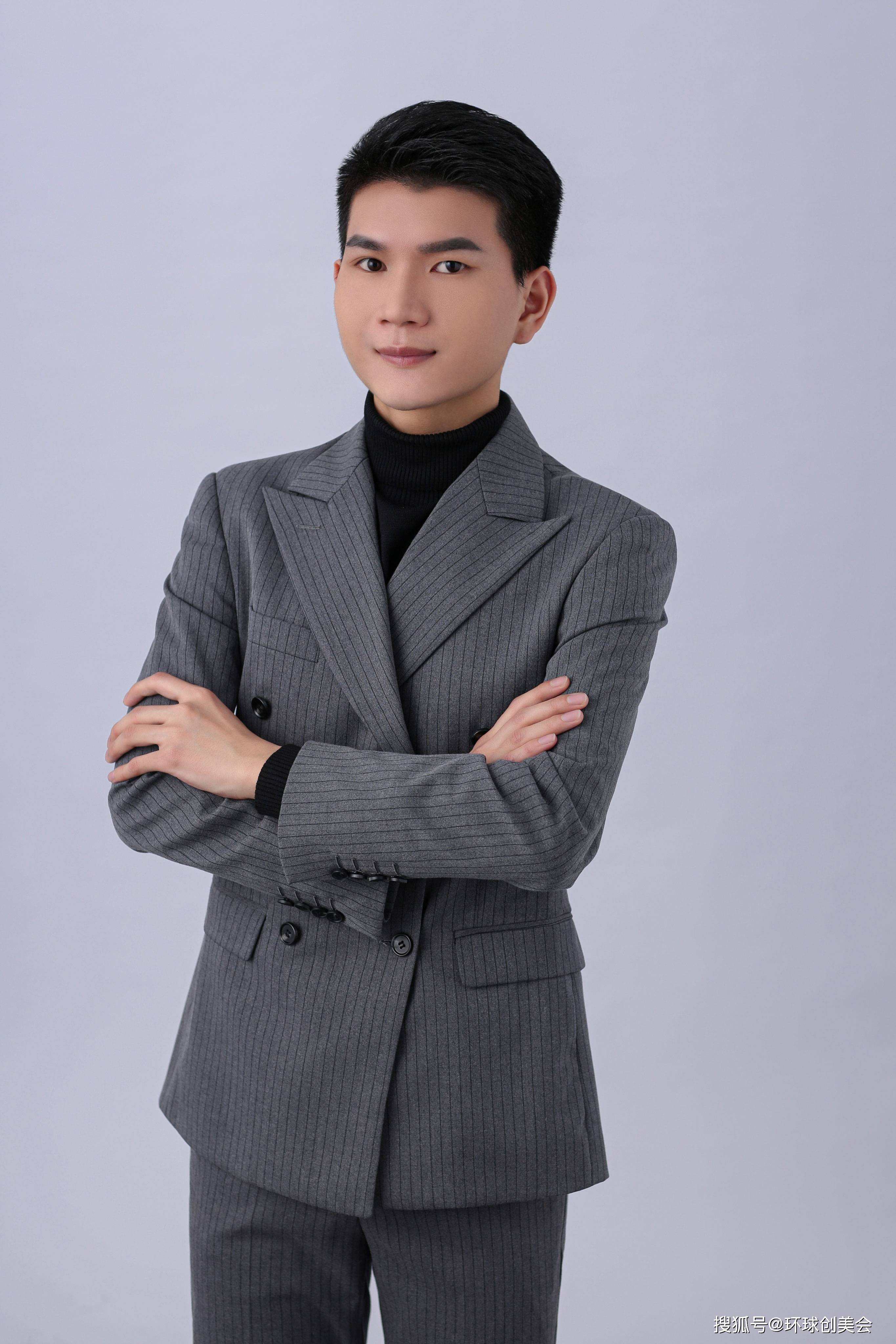 梁现华 视觉设计总监